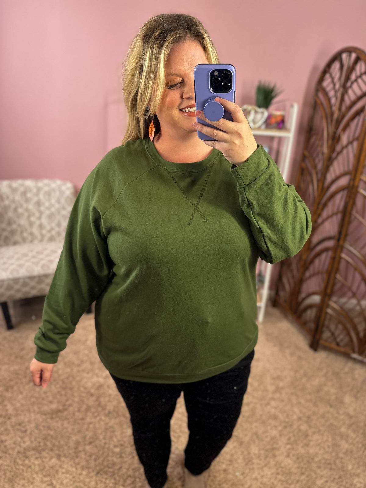 Sleepy Saturdays Basic Pullover - Army Green