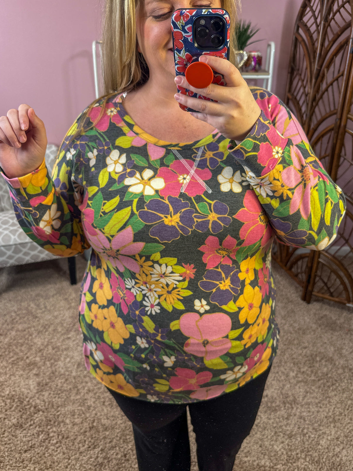 Take Me to the Weekend Pullover - Fab Floral