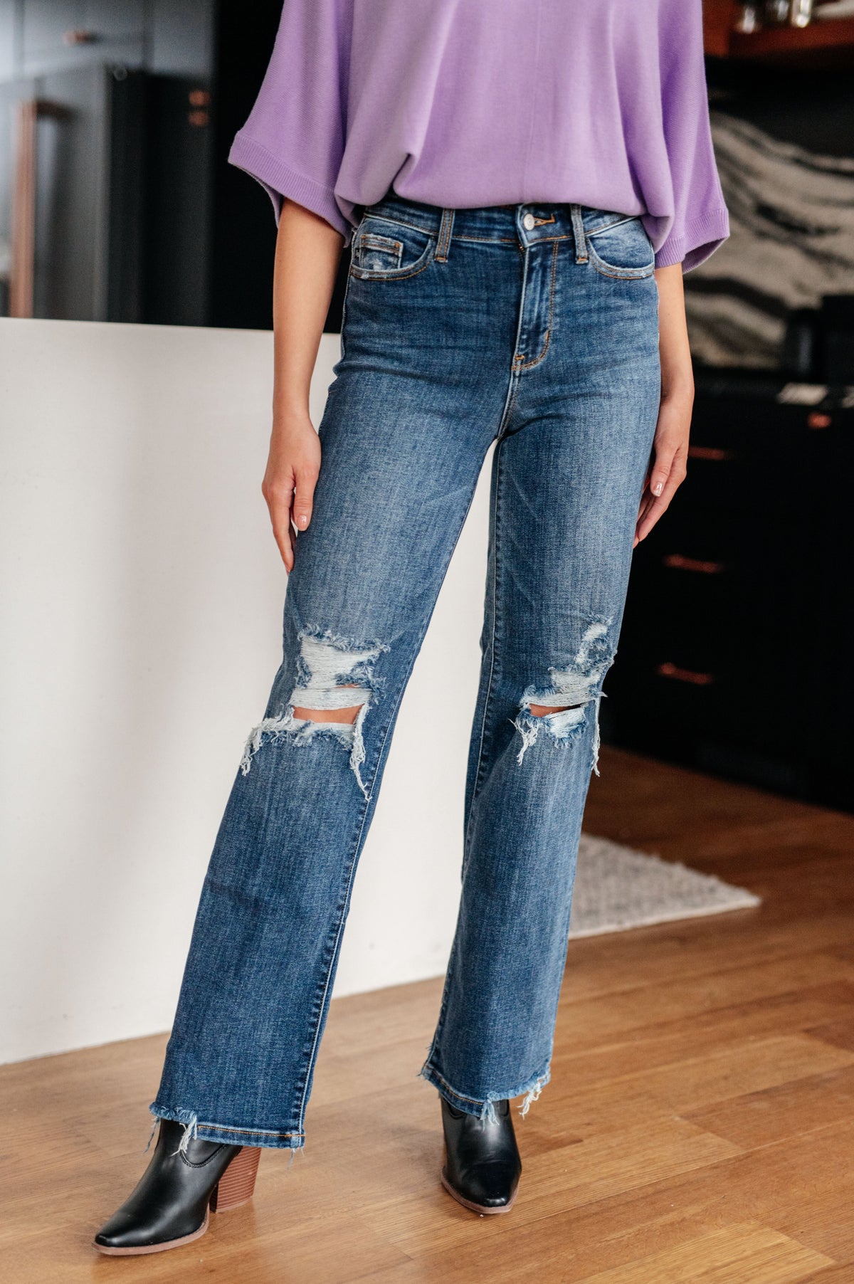 Rose High Rise 90&#39;s Straight Jeans in Dark Wash