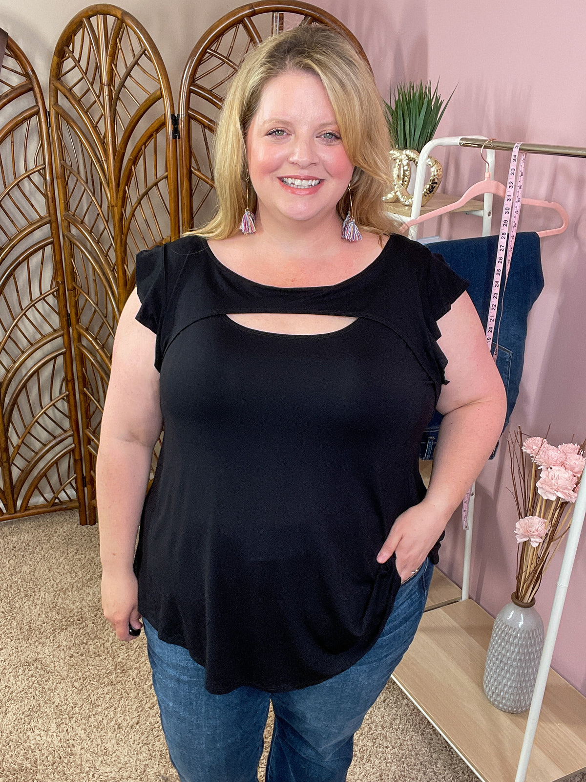 Casual Flirt Top - Black