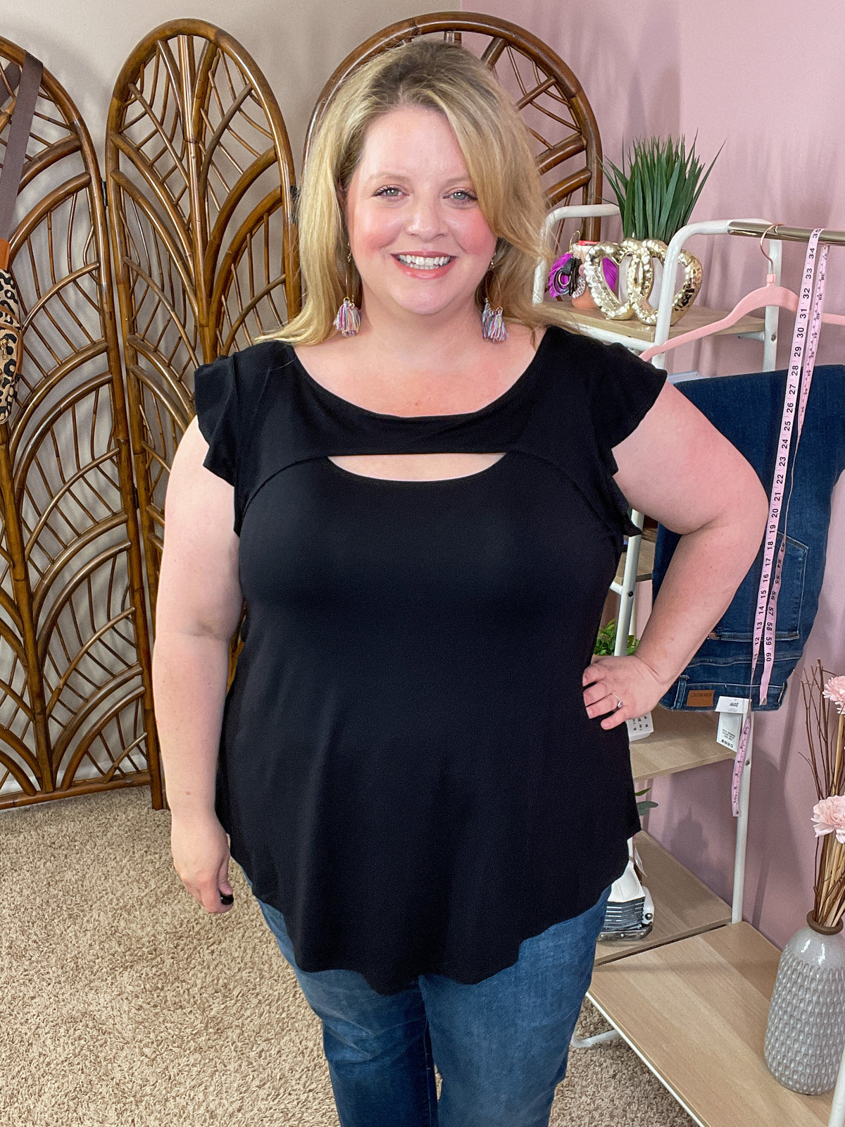 Casual Flirt Top - Black