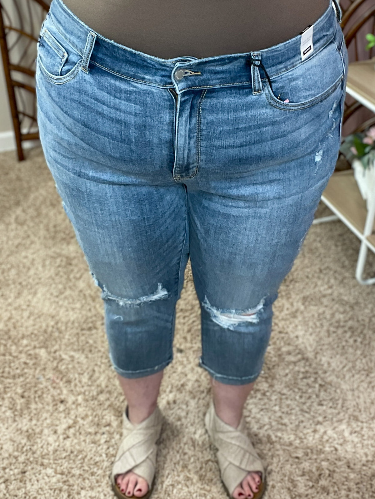 Keep the Change Distressed Capri Denim - Judy Blue