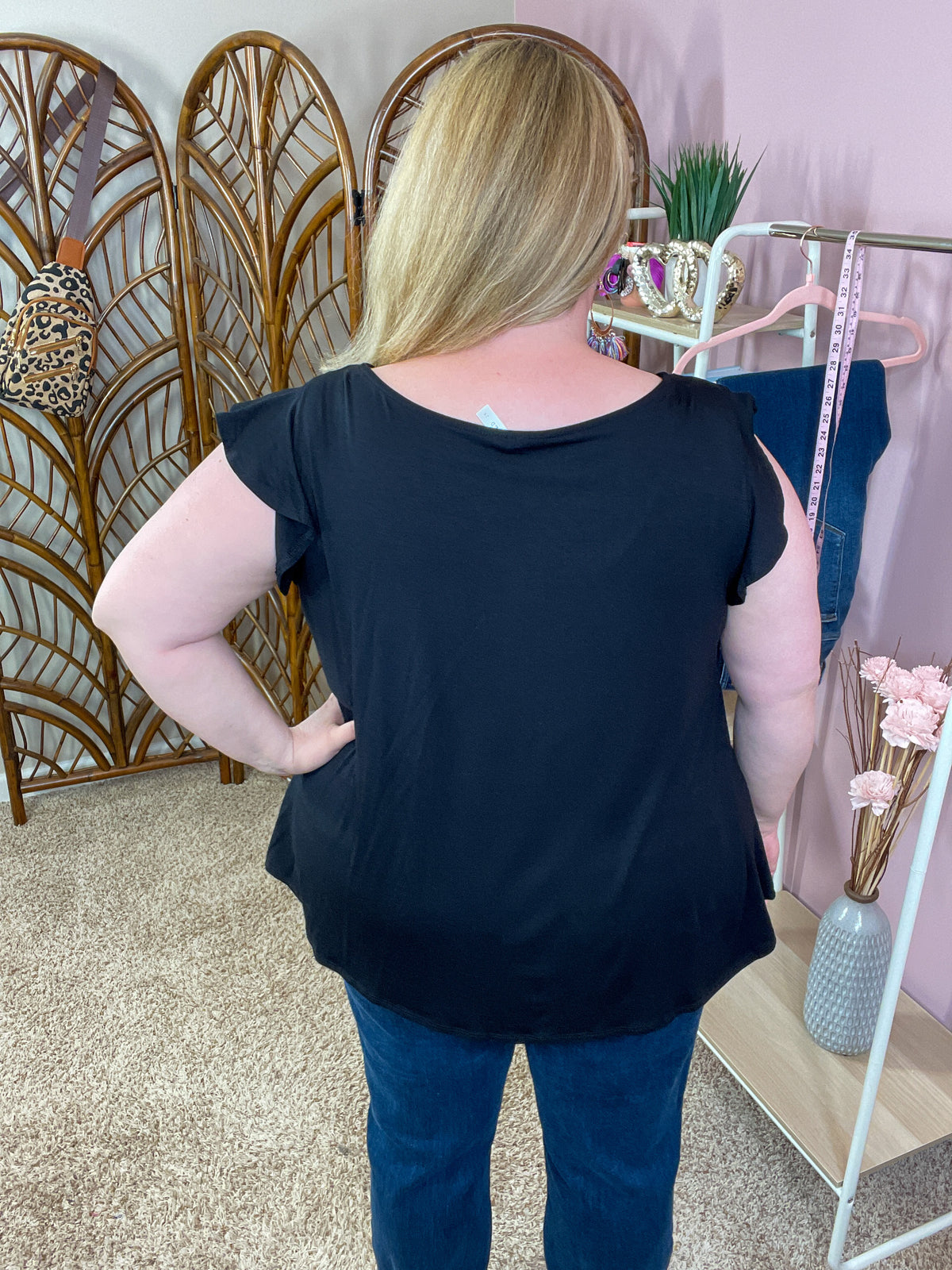 Casual Flirt Top - Black