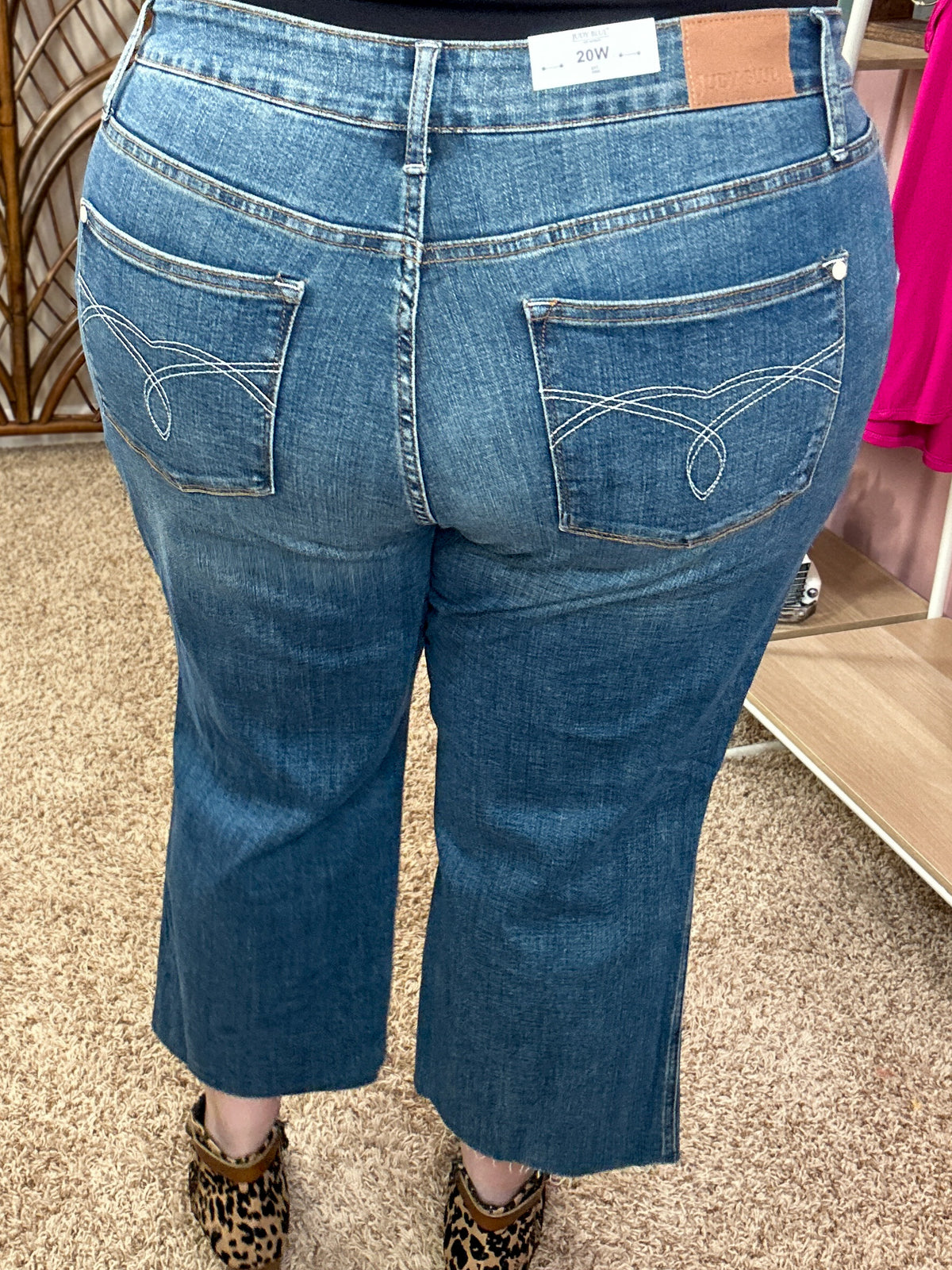 Up For the Challenge Cropped Jeans - Judy Blue