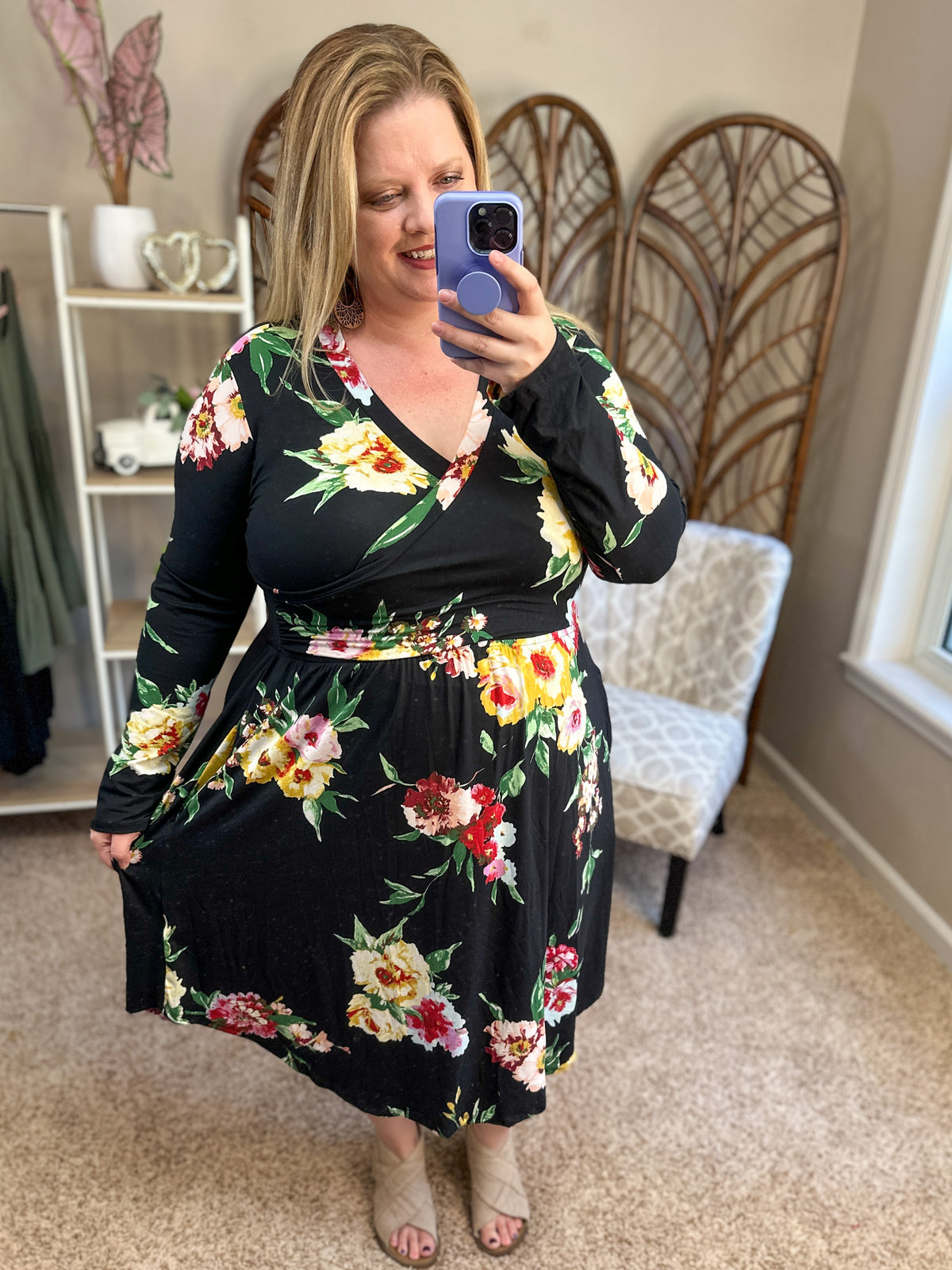 Crossing Paths Dress w/Pockets - Black Floral