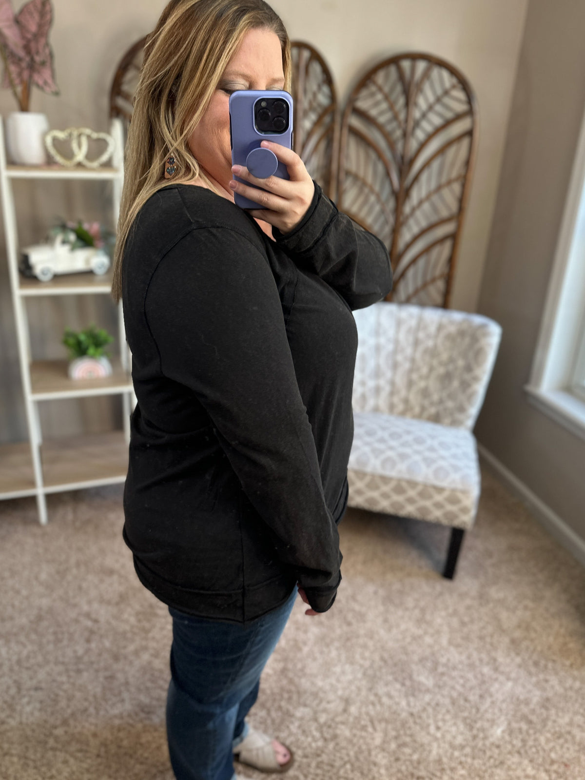 Cute as a Button Top - Black