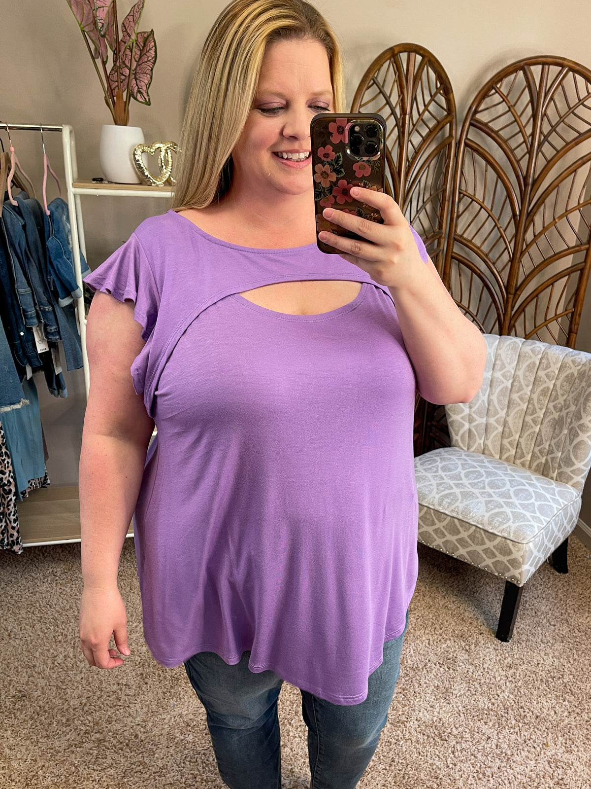 Casual Flirt Top - Lilac