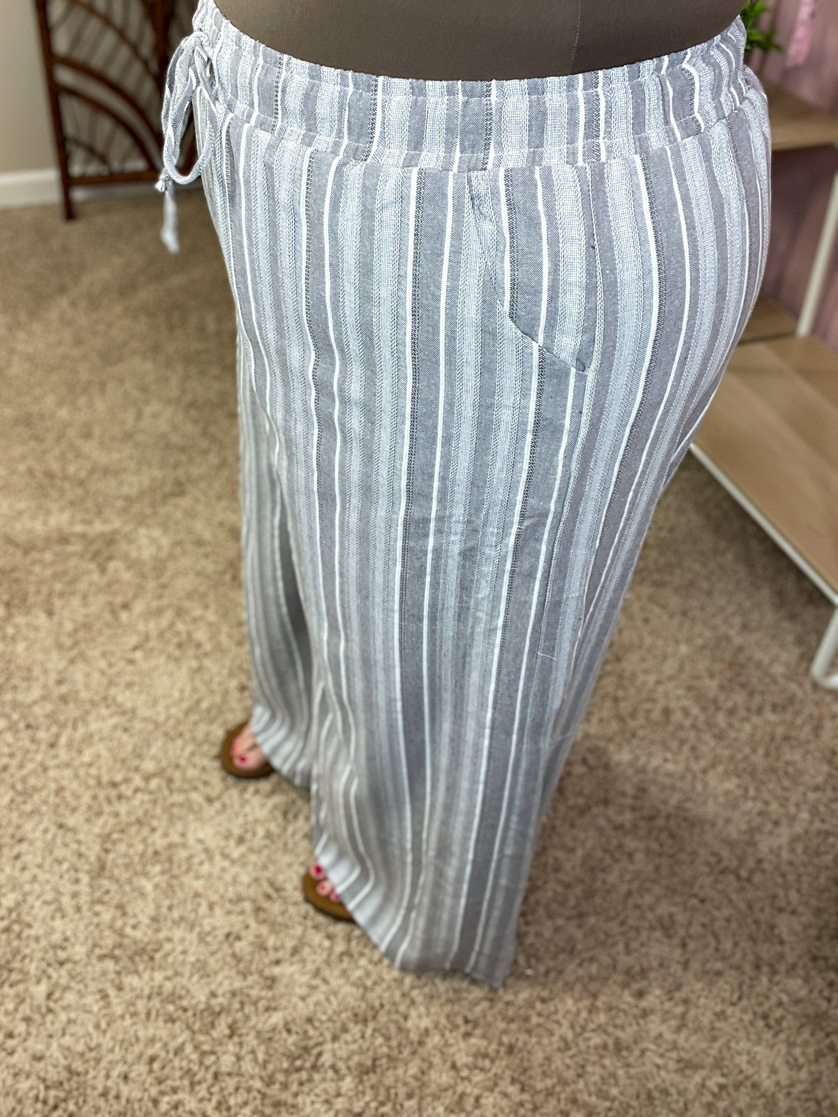 Easy Going Wide Leg Pants - Gray