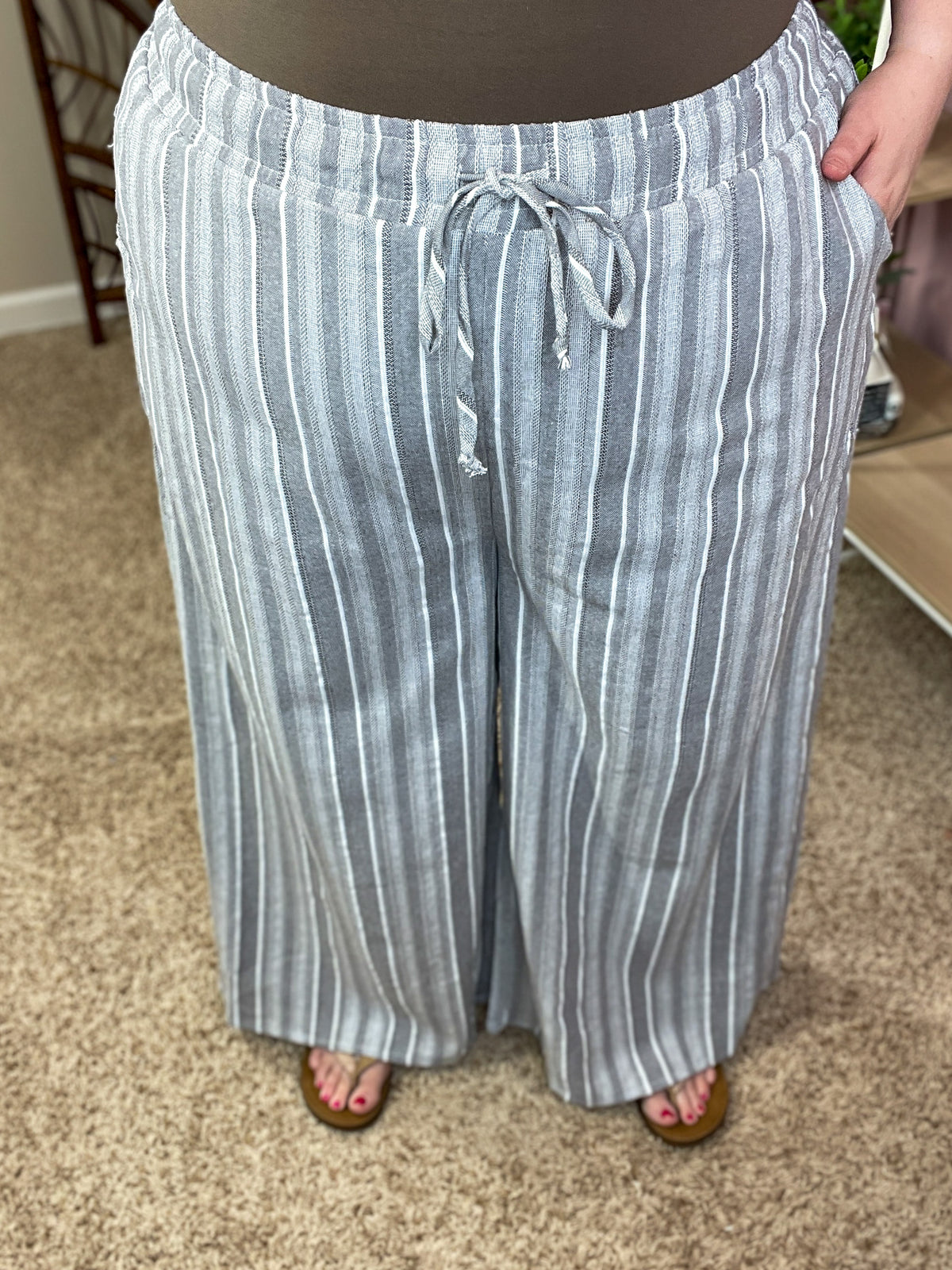 Easy Going Wide Leg Pants - Gray
