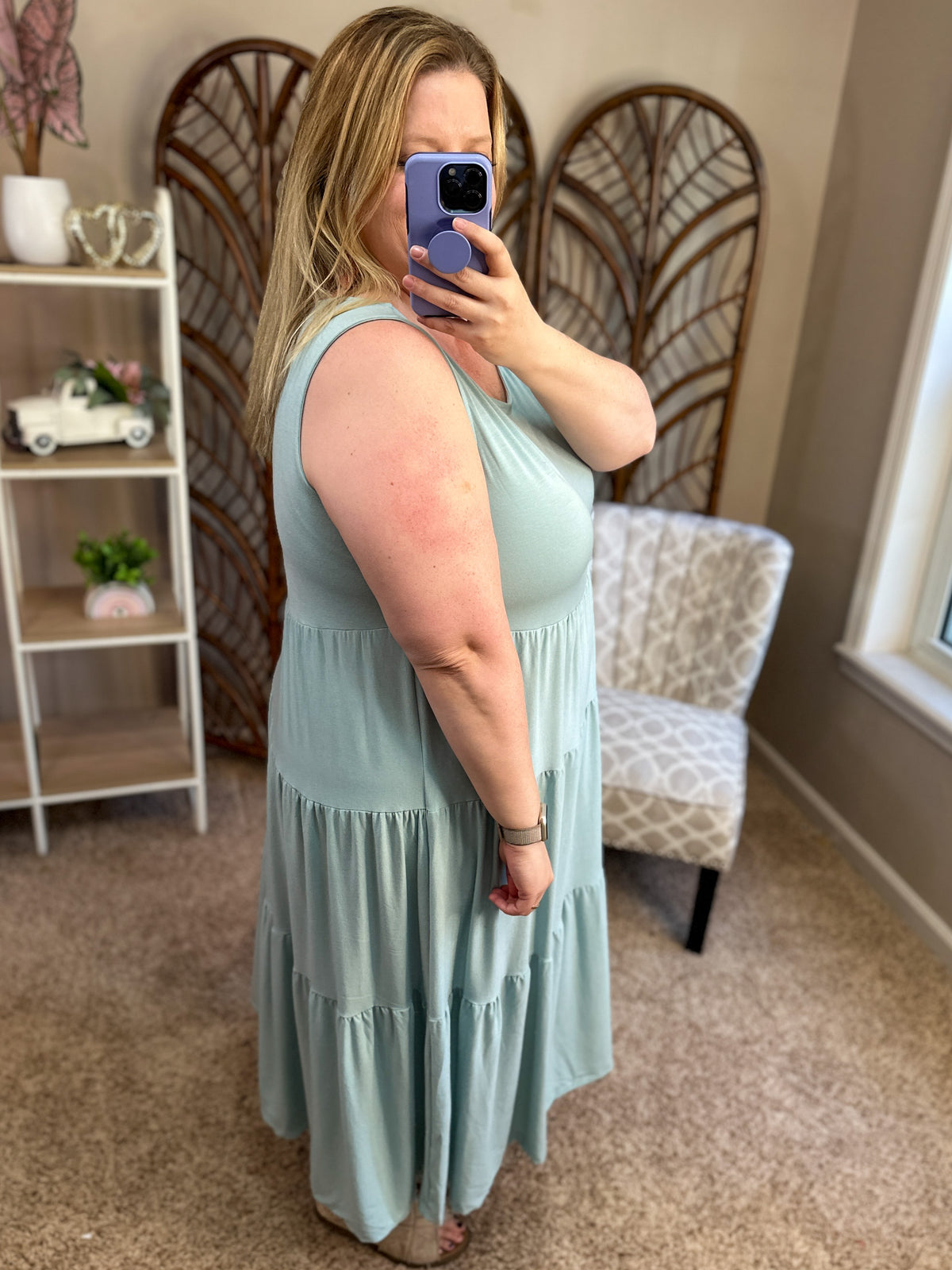 Color of the Day Sleeveless Tiered Midi Dress - Light Green