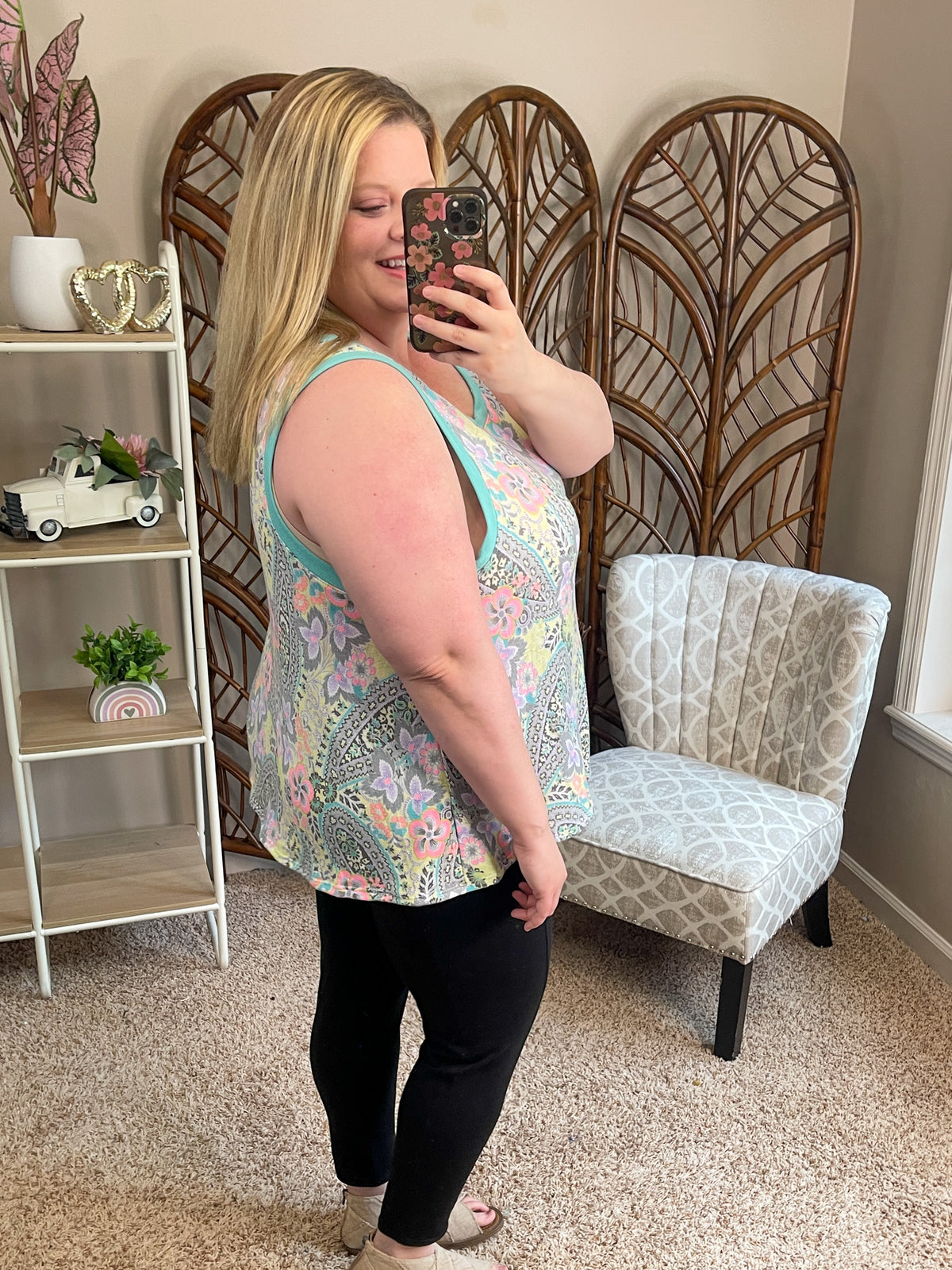 Softly Spoken Paisley/Floral Tank - Mint