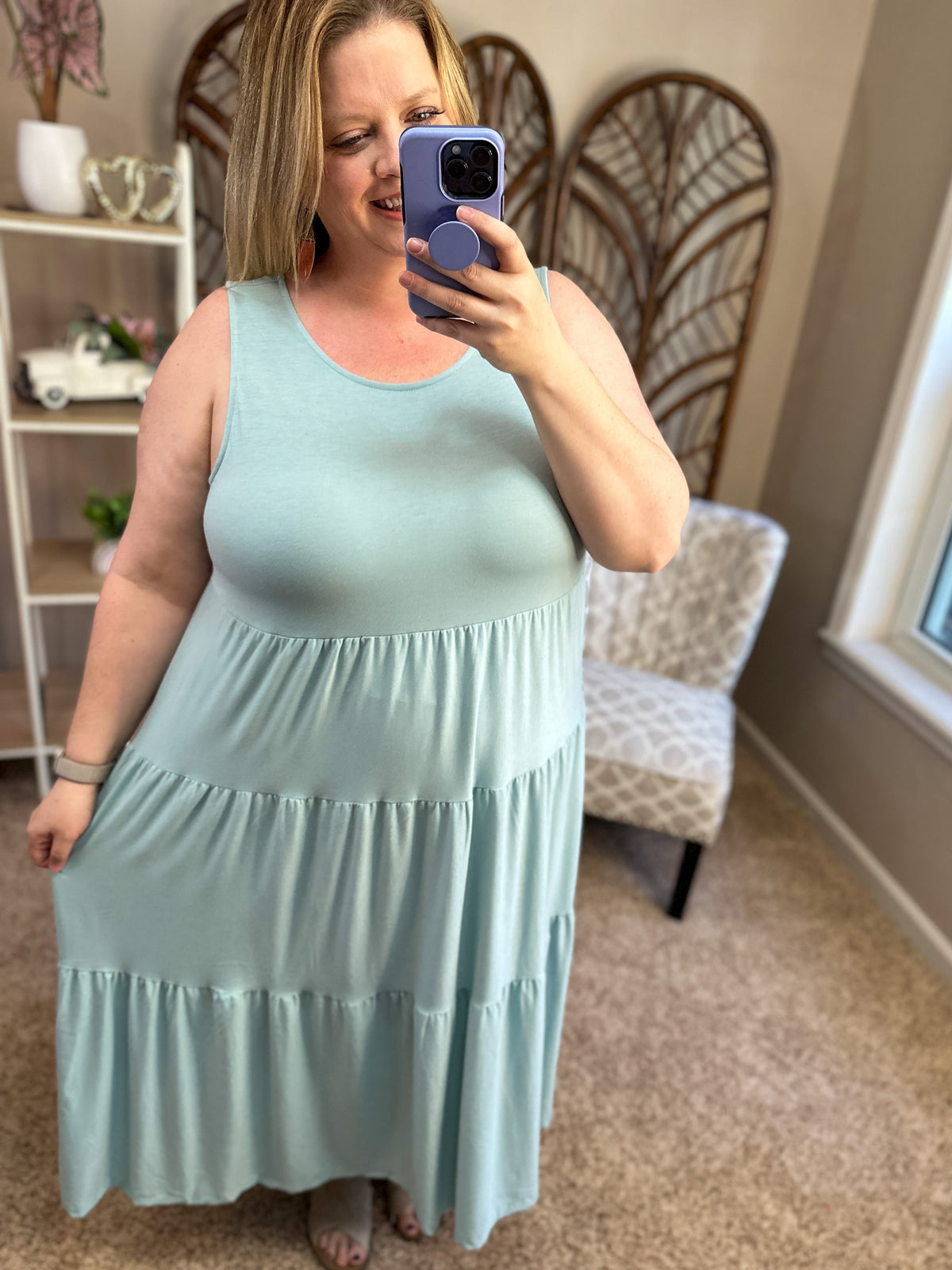 Color of the Day Sleeveless Tiered Midi Dress - Light Green