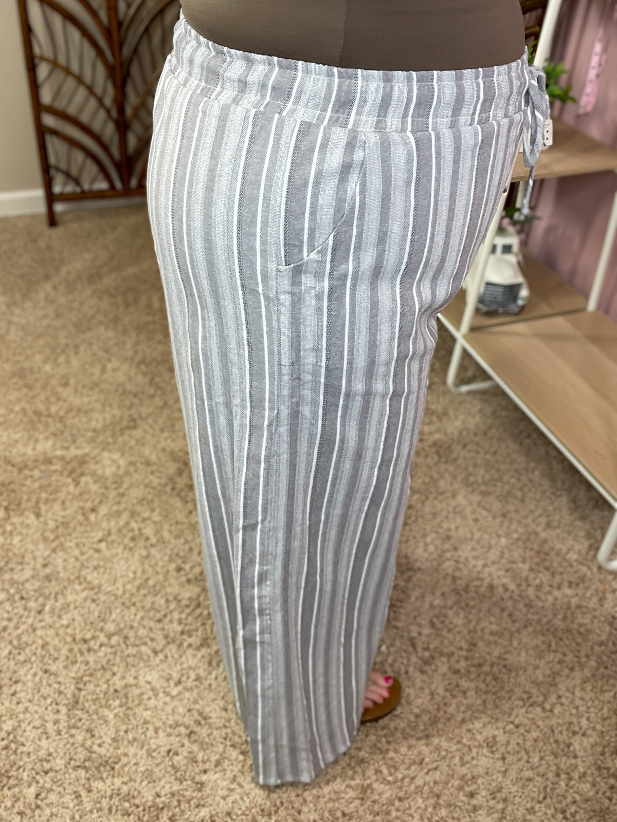 Easy Going Wide Leg Pants - Gray
