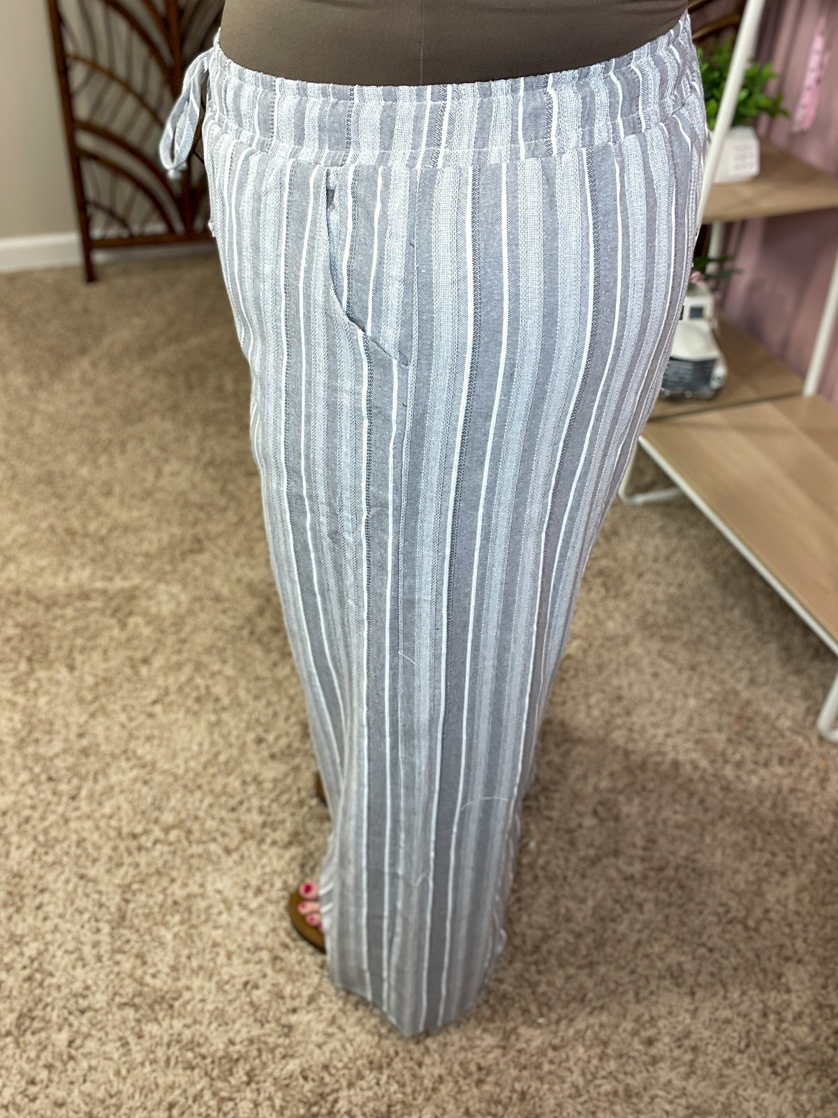 Easy Going Wide Leg Pants - Gray