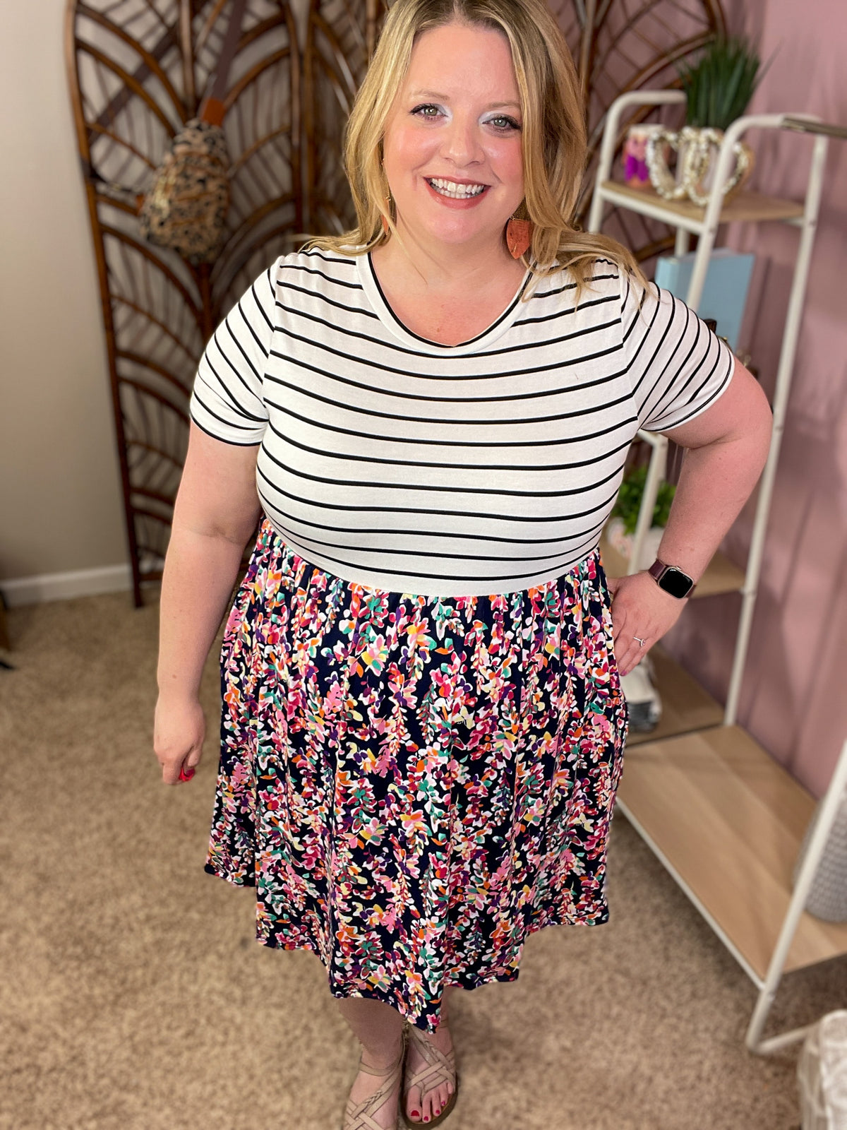 Fantastic Feelings Dress w/Pockets